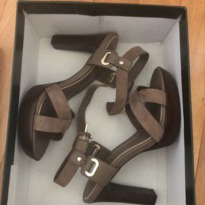 Ralph Lauren Sabira Heeled Sandals Size 6